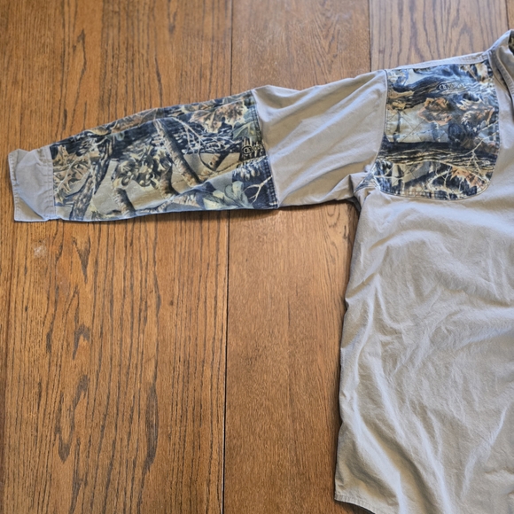 Men's Beige and Camouflage Shirt - Picture 4 of 8